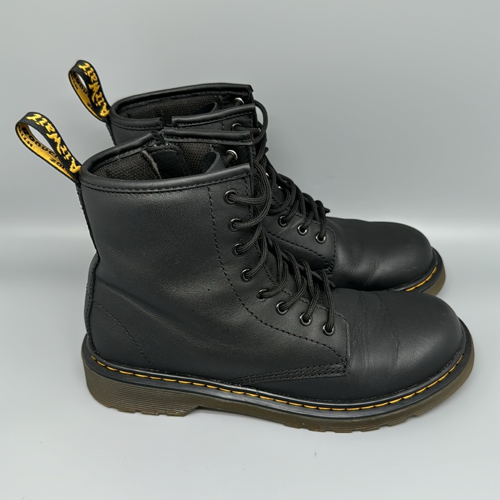 Dr. Marten’s 1460 Leather Boots Women’s Sz 5